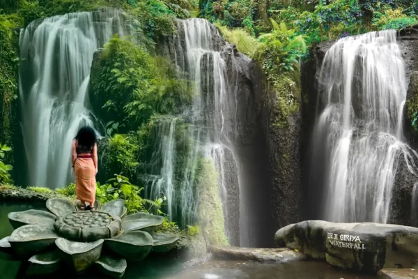 Taman Beji Griya Waterfall: Holy Bathing/Soul Retreat Ritual
