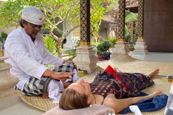 Tradisional Balinese Healing